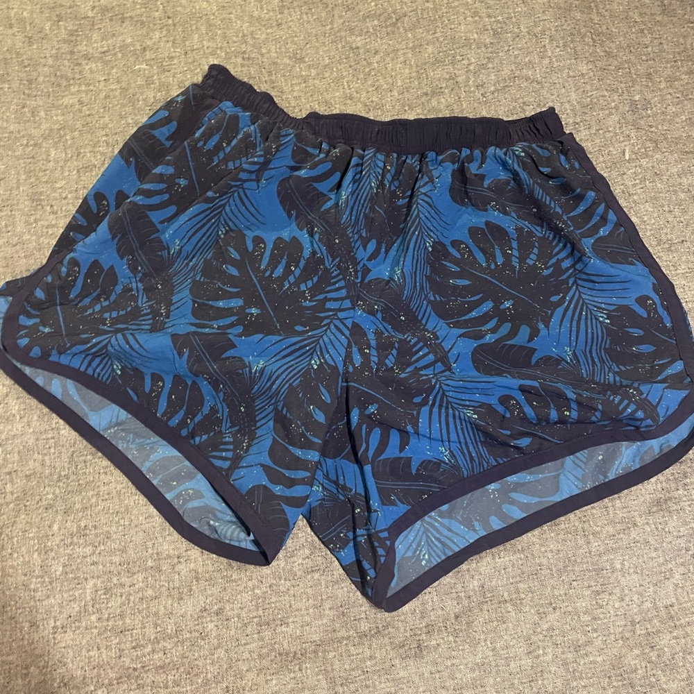 Men's Blue Tropical Print Athletic Shorts